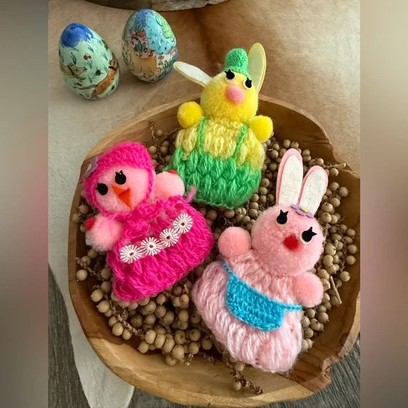 Vintage Handmade Easter Chick & Bunny Trio Finger Puppets Easter Home Decor - Picture 5 of 10